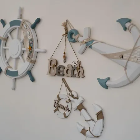 Daire Lajba Kapitana-rowy *