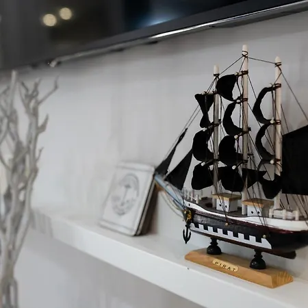 Lajba Kapitana-rowy *