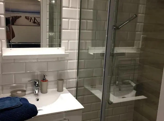 Lajba Kapitana-rowy דירה *